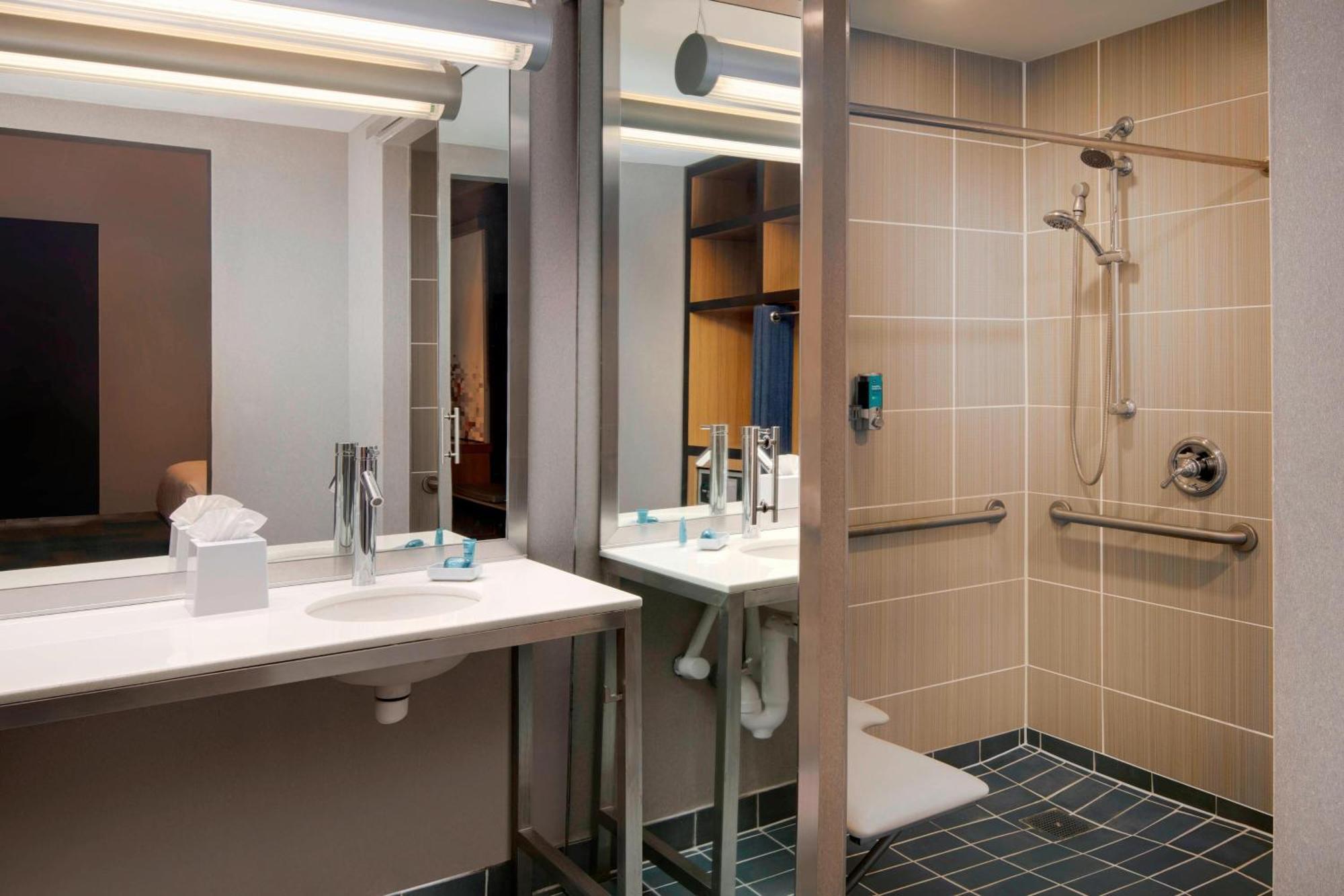 Aloft Houston By The Galleria מראה חיצוני תמונה
